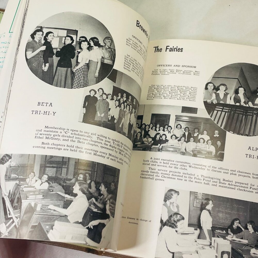 1952 On The Mon Brownsville Senior High Yearbook Hardcover Brownsville PA Signed - Picture 10 of 10